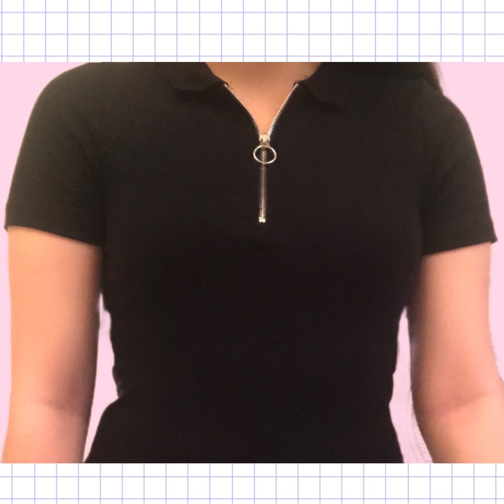 Cropped Black Zipper Detail Collared Top